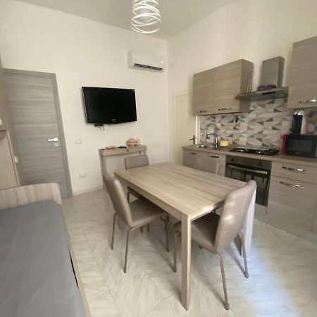 Appartamento Bilocale 4 Posti Bosa Exterior foto