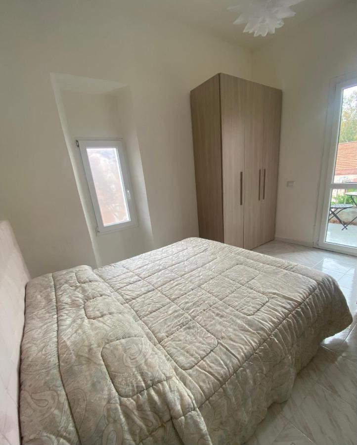 Appartamento Bilocale 4 Posti Bosa Exterior foto